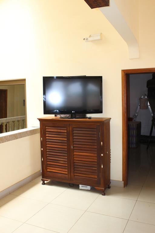 Hotel Residence Flamani Lome Exterior photo