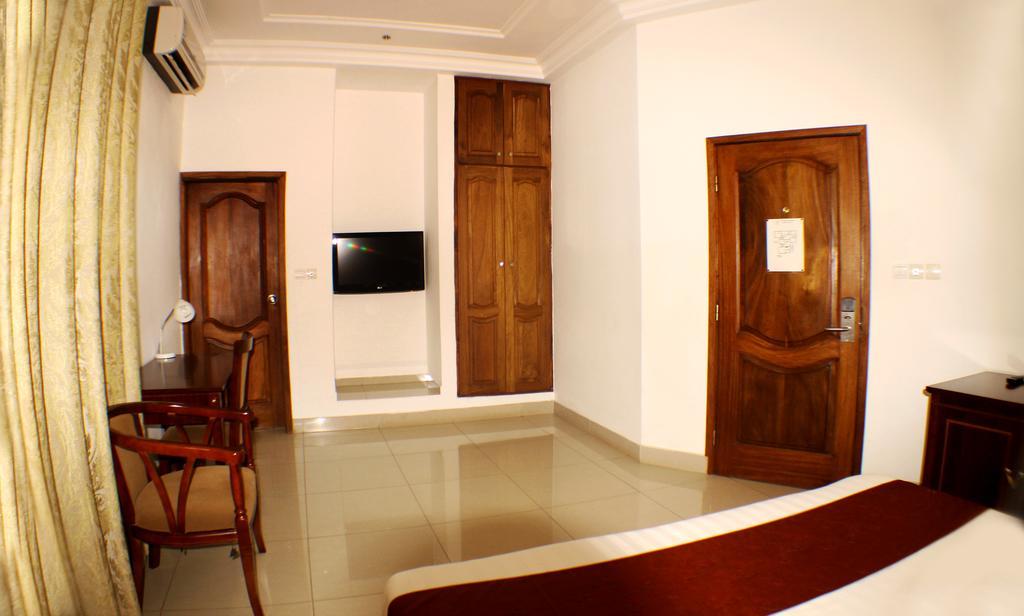 Hotel Residence Flamani Lome Exterior photo
