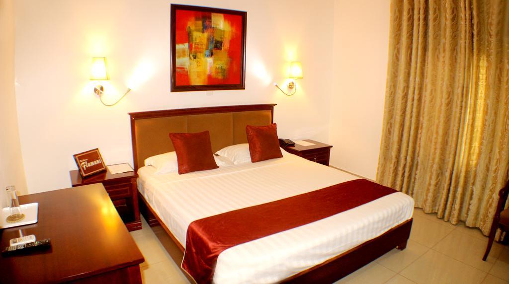 Hotel Residence Flamani Lome Exterior photo