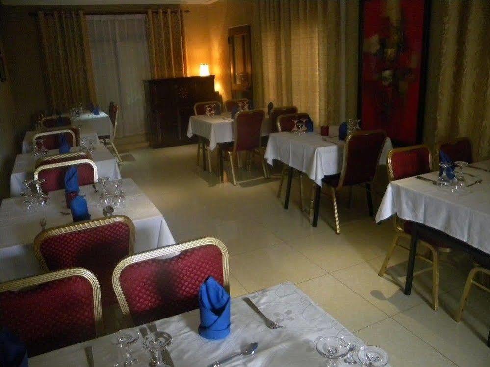 Hotel Residence Flamani Lome Exterior photo