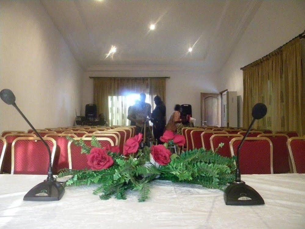 Hotel Residence Flamani Lome Exterior photo